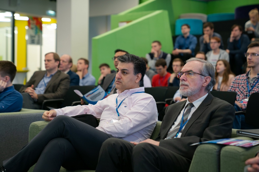 Conf (1 of 1)-18-min.jpg Conf (1 of 1)-18-min.jpg